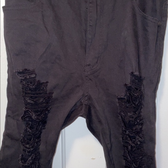 Black Bermuda Shorts - Picture 5 of 11